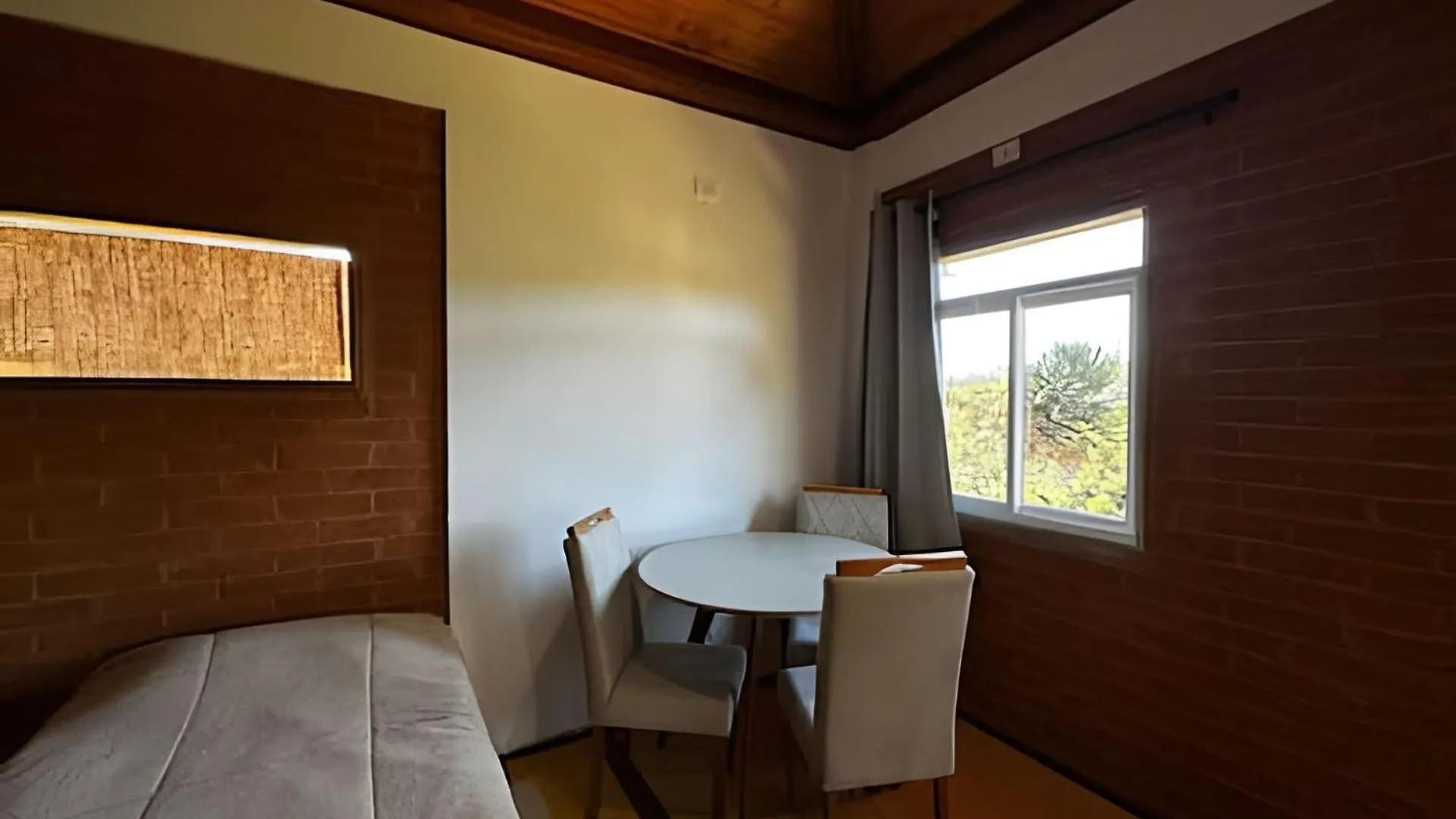 Suites Saint Louis - Conforto Do Lado Do Centro Turistico Campos do Jordão Apartamento