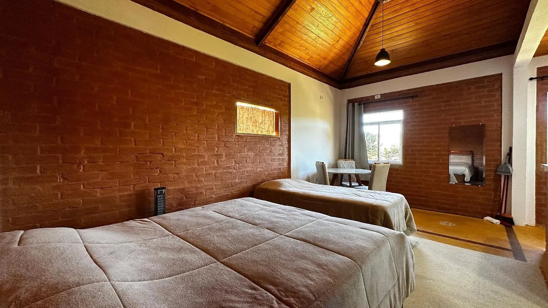 Suites Saint Louis - Conforto Do Lado Do Centro Turistico Campos do Jordão
