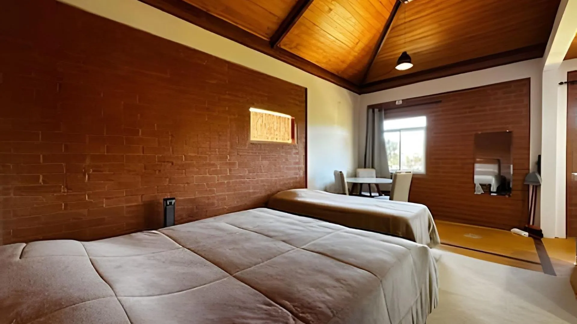 Suites Saint Louis - Conforto Do Lado Do Centro Turistico Campos do Jordão Apartment