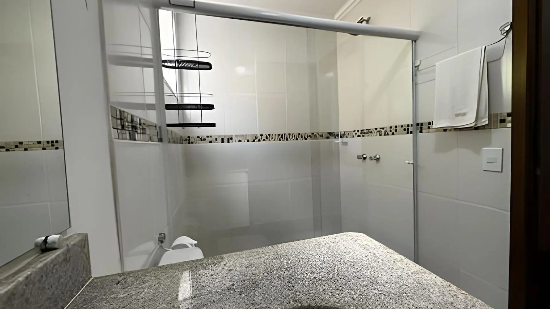 Suites Saint Louis - Conforto Do Lado Do Centro Turistico Campos do Jordão Apartment